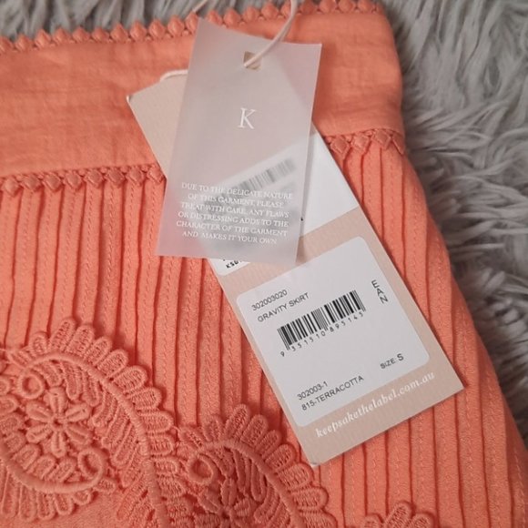 KEEPSAKE Terracotta Gravity Mini Skirt 4/S - Picture 4 of 5